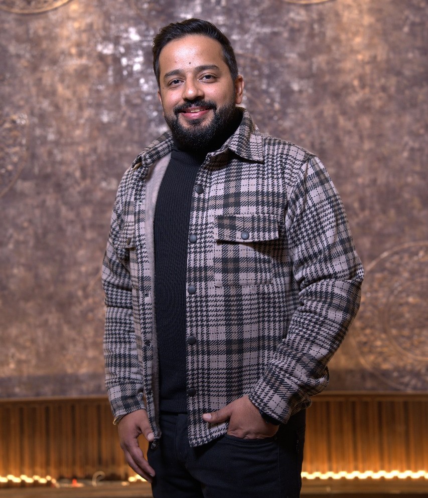 <h2 style=font-size:25px>RAGHAV KHANNA</h2>